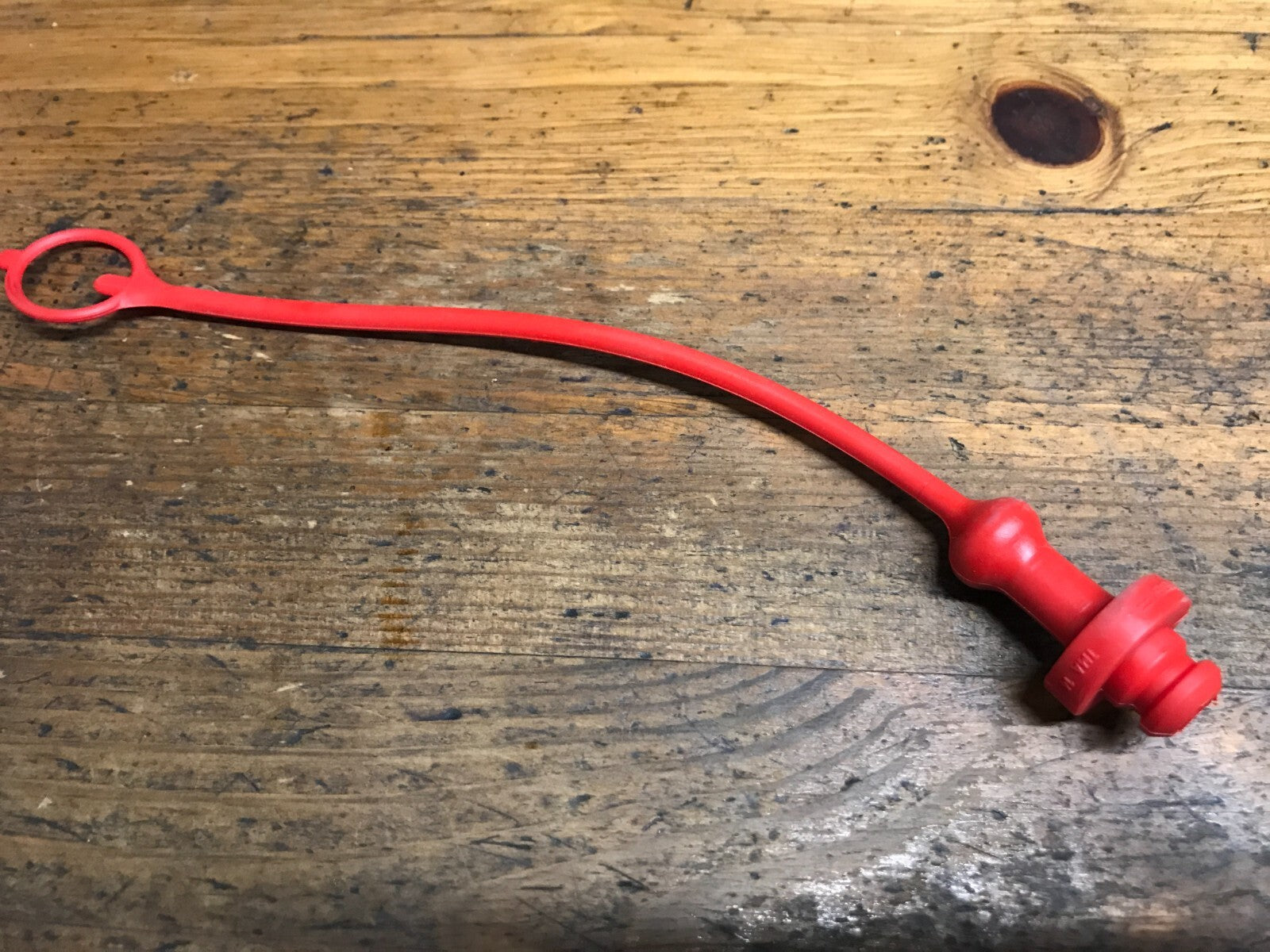 1/4 ANV female quick release hydraulic coupler dust plug Red