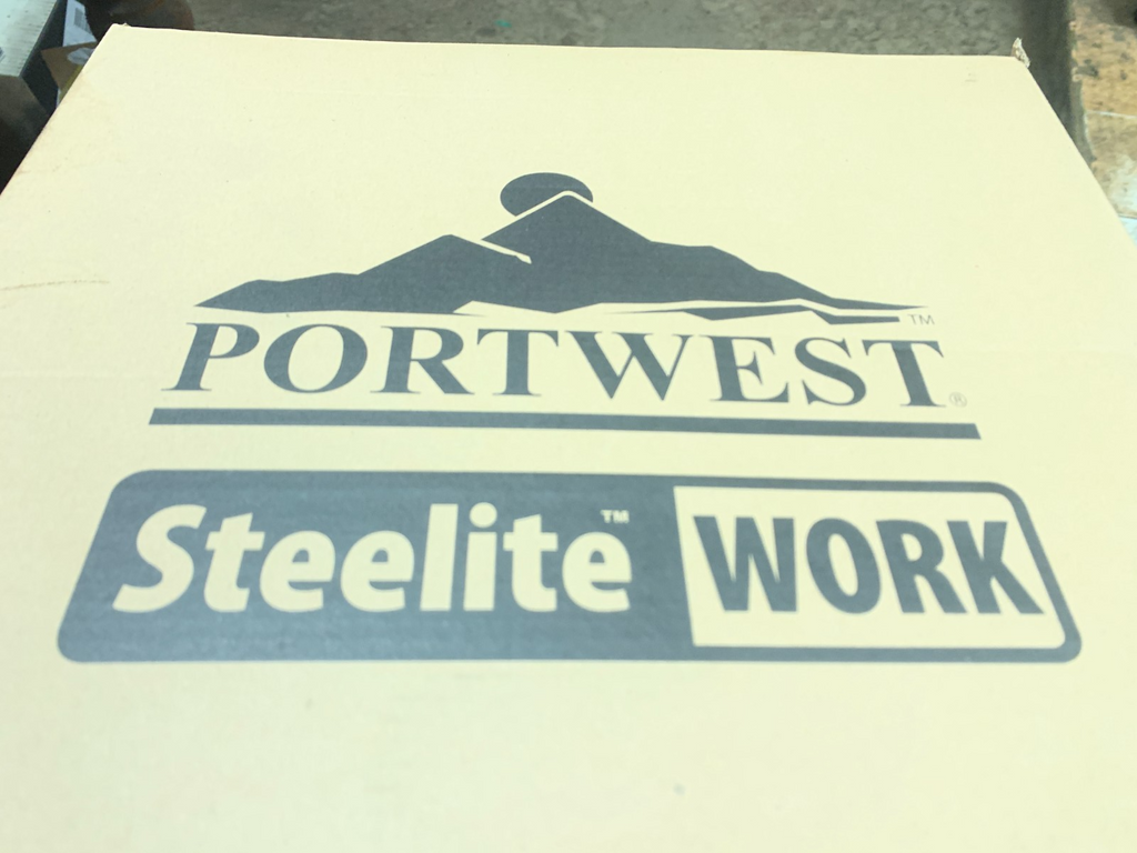 PORTWEST FW13  THERMAL RIGGER BOOTS WITH SCUFF CAP  size 12