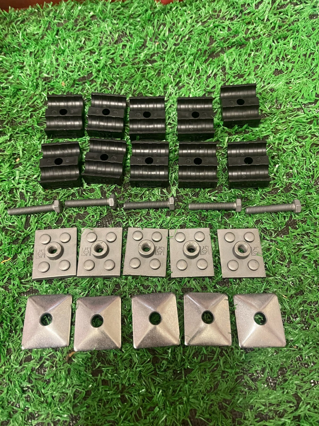 Stauff 12mm Hydraulic hose double clamp weld on bracket pack of 5