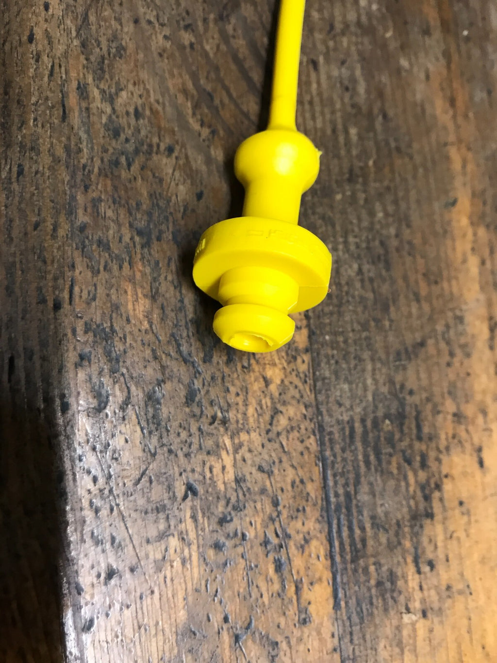 1/4 ANV female quick release hydraulic coupler dust plug Yellow