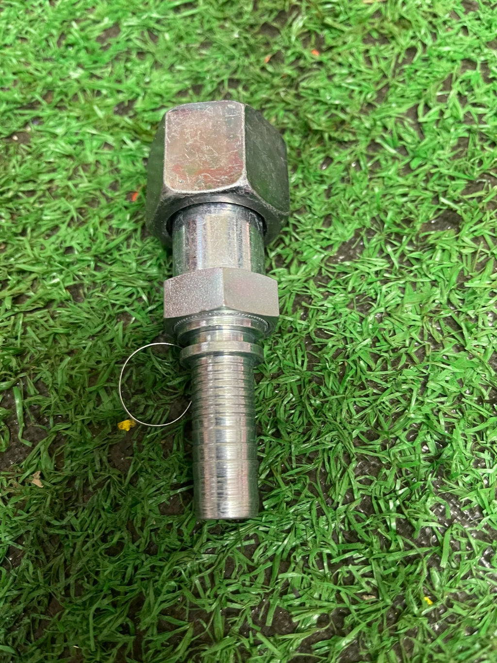 1/2 hydraulic hose insert 1" ORFS flat face female straight pack of 1