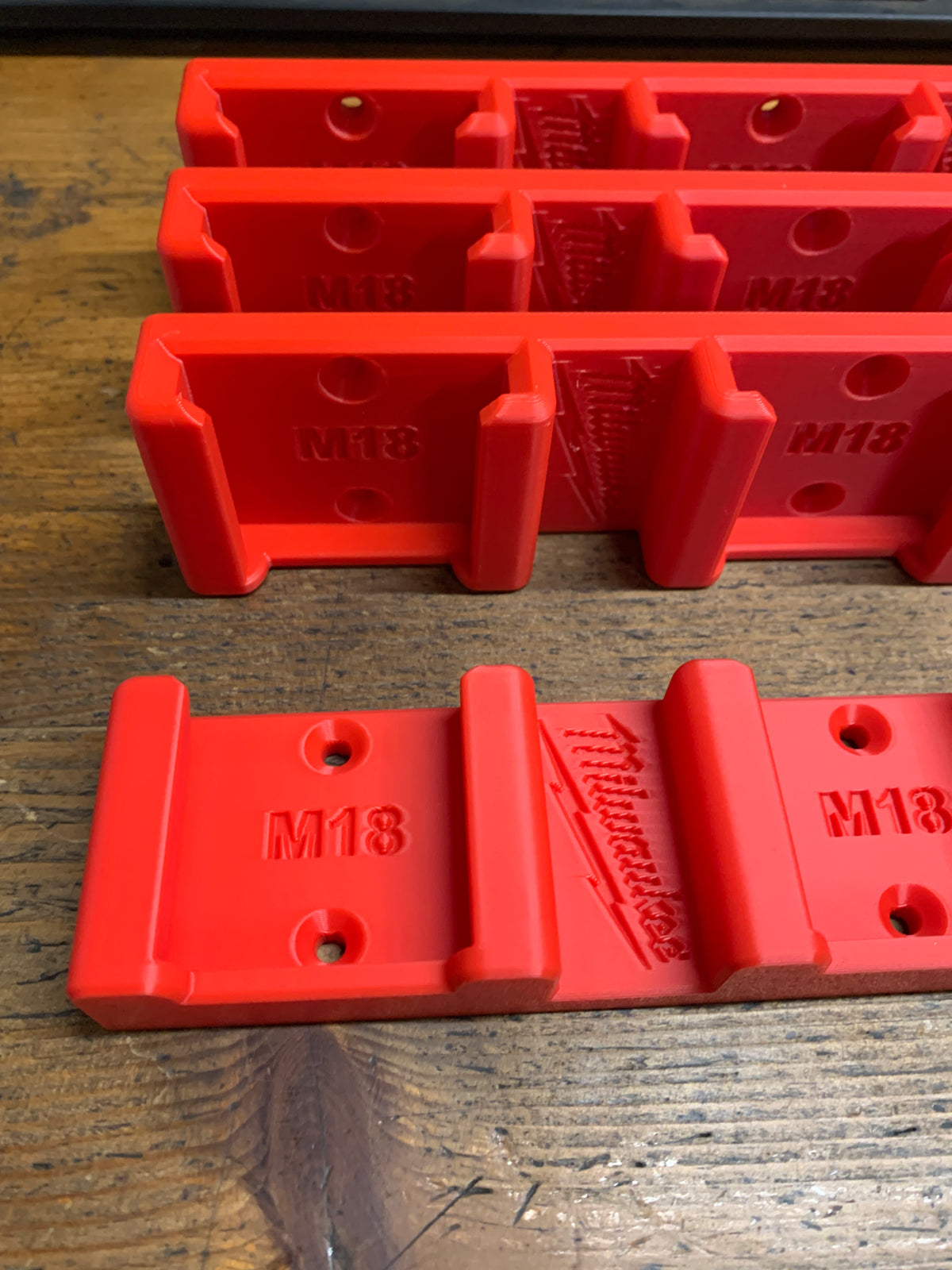 Milwaukee M18 Wall mounted triple battery holder pack of 4